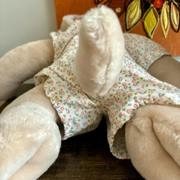 Ganz Vintage 1981 Wrinkles Tan Girl Dog Puppet 17 Plush Toy Original Outfit - Picture 9 of 9